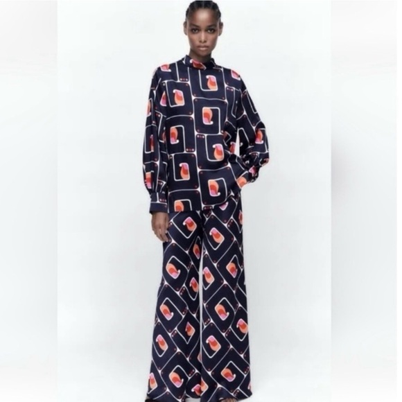 ZARA Geometric Abstract High Waisted Elastic Wide Legged Blue Pants Size M NEW - Picture 3 of 8